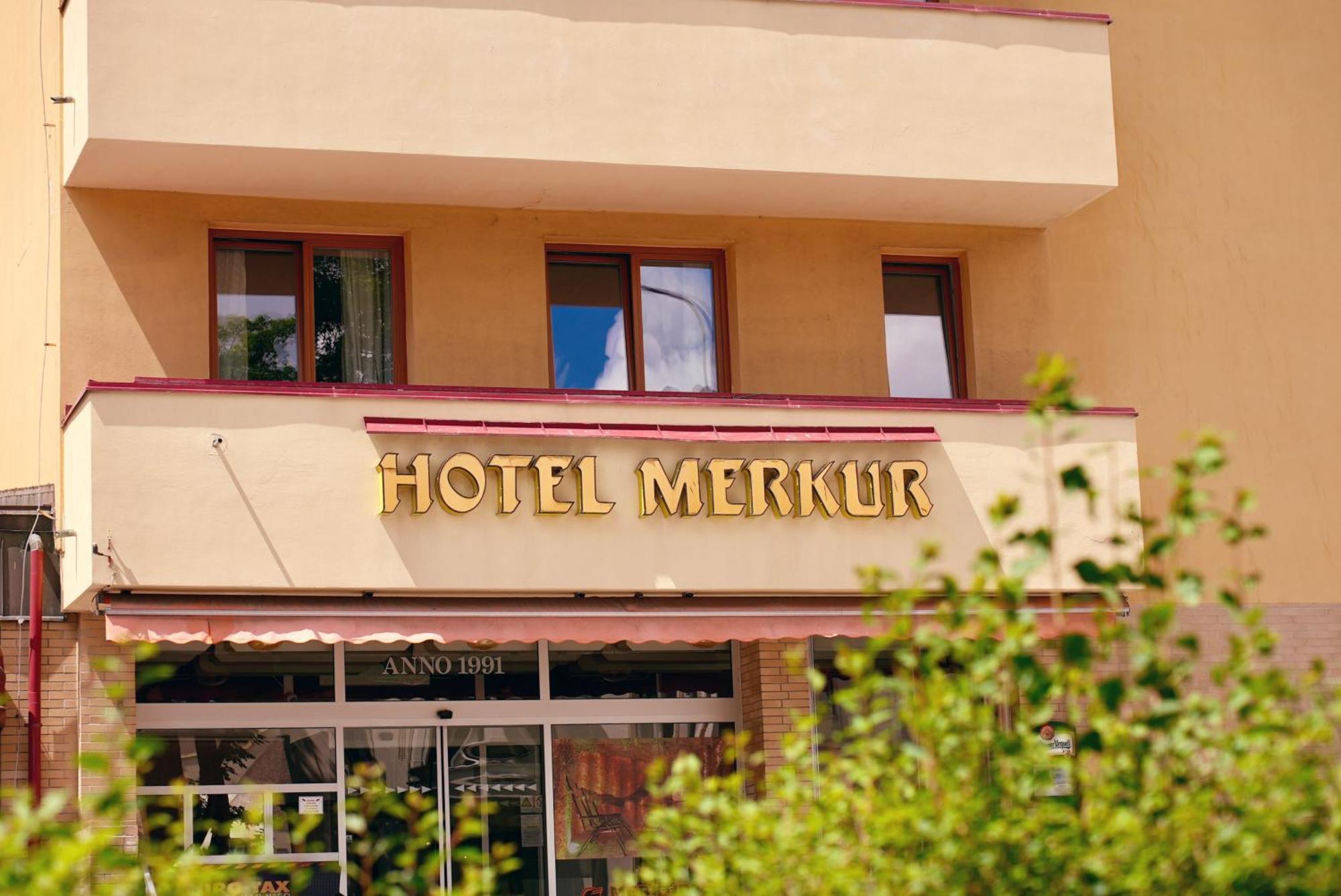 Hotel Merkur - Jablonec Nad Nisou Exterior foto